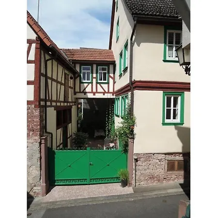 Weinbauernhaus Fischergasse 1 * Lengfurt